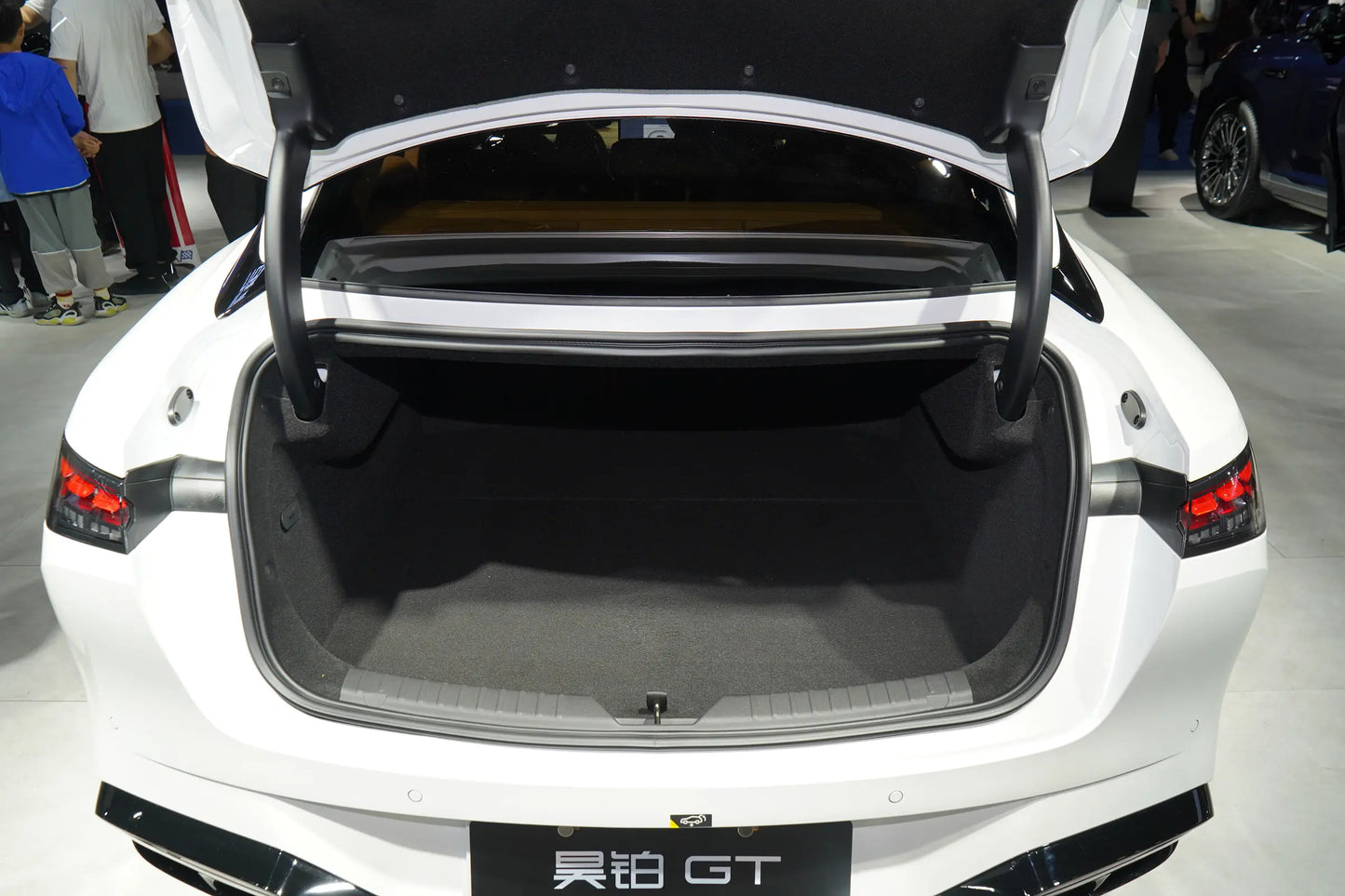 GAC AION Гипер GT
