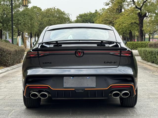 Certificated Pre-Owned Changan UNI-V 2025 Third Generation 2.0T Jingqing Edition - u22260964