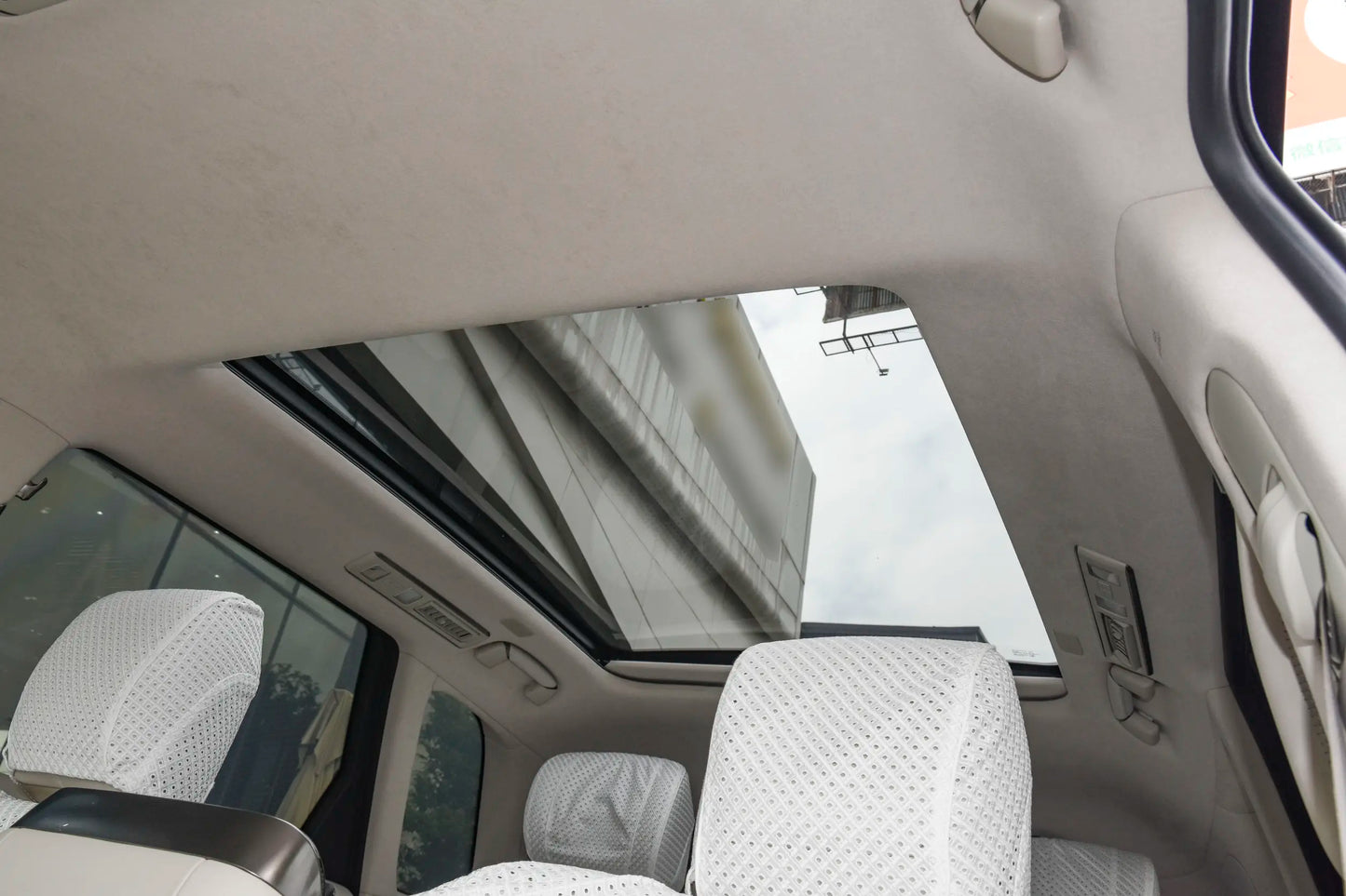 Toyota Century Shiji -Hybrid PHEV