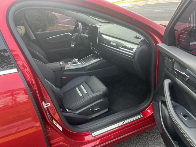 BYD Qin Pro DM 2018 1.5TI Automatique Intelligent Connecté Sharp Glory d'occasion certifié