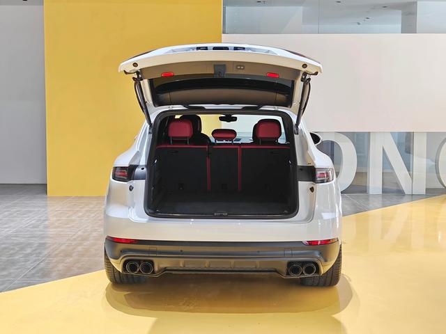 Porsche Cayenne E-Hybrid 2020 d'occasion certifiée, Cayenne E-Hybrid 2.0T