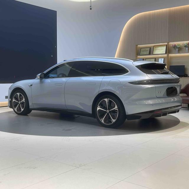 Certificated Pre-Owned NIO ET5T 2025 75kWh -u23415624