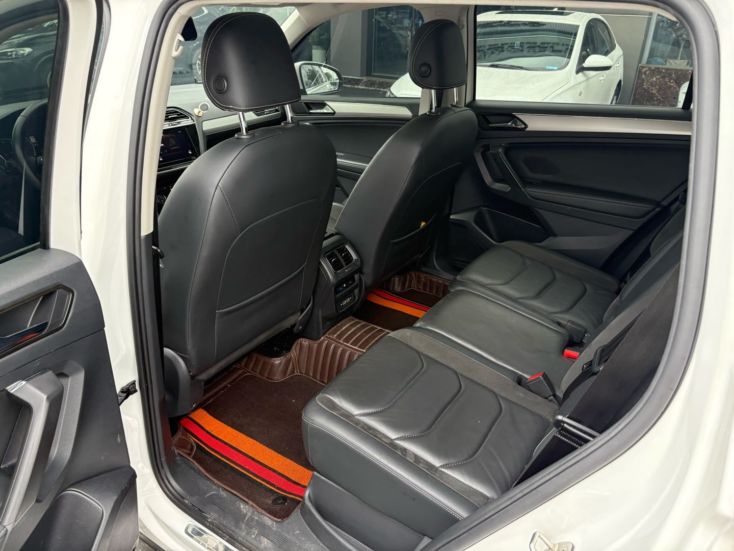 2020 Volkswagen Tiguan L 2.0T 330TSI Dual Clutch Two-Wheel Drive Panoramic Comfort Edition National VI -CG1704031