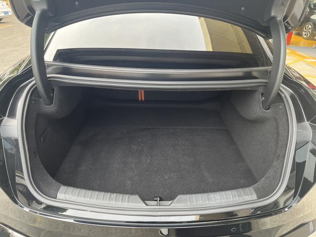 Pre-Owned Aion Hyper GT 2024 Global Edition 710km Ultra-High Voltage Lidar Version with Ternary Lithium Battery