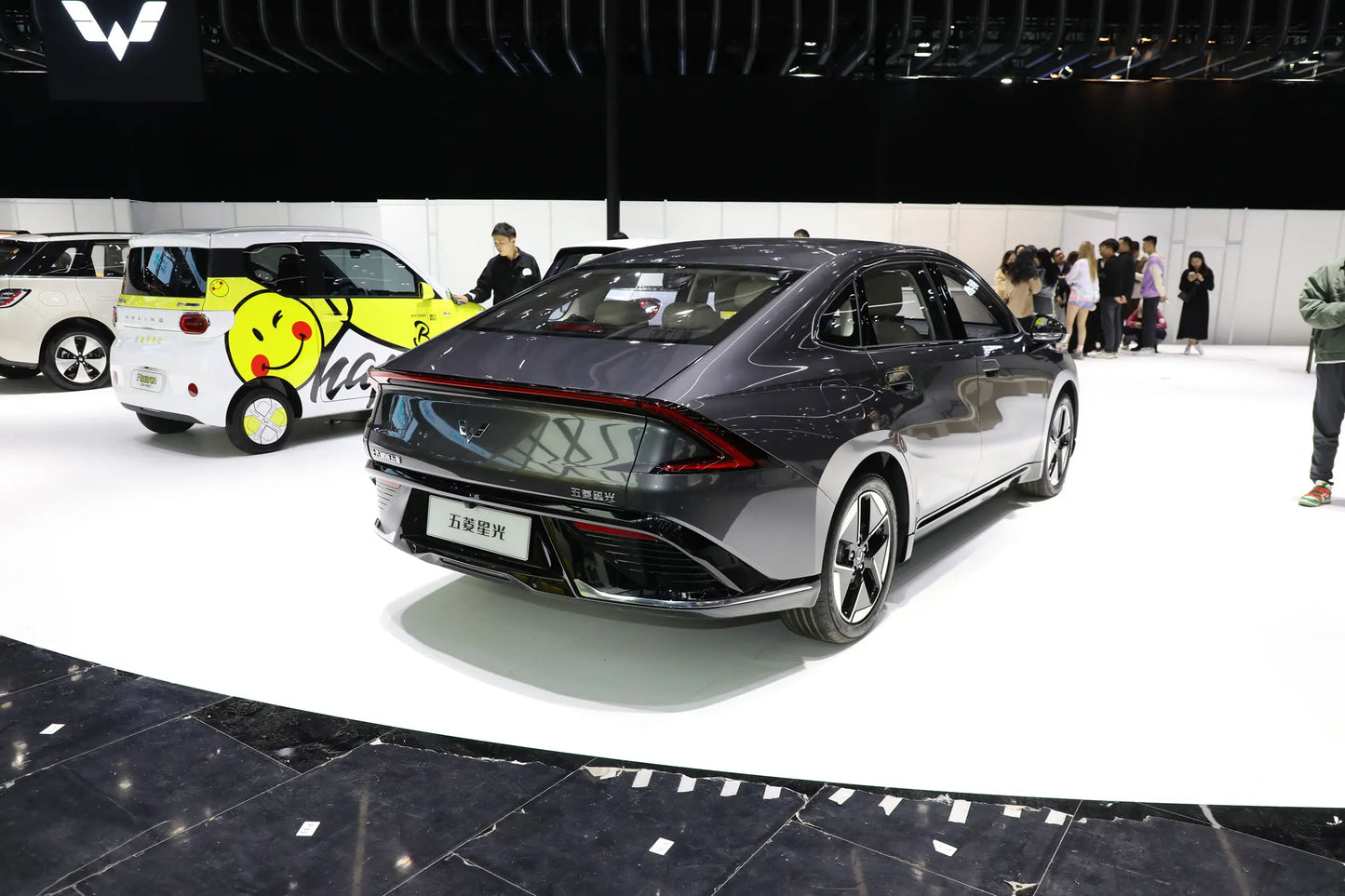 SAIC-GM-Wuling Wuling Starlight - Híbrido PHEV