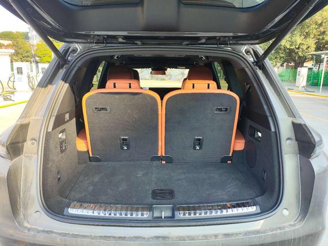 Certificated Pre-Owned Li Auto L8 2025 Ultra Smart Upgrade Version -u22433681