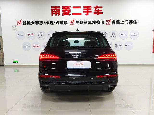 Certificated Pre-Owned Audi Q7 2024 45 TFSI quattro S line Black Warrior Edition - u22484204