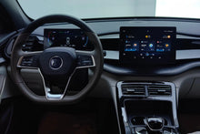 Certificated Pre-Owned BYD Qin PLUS DM 2024 Honor Edition DM-i 55KM Leading Model -u22068229