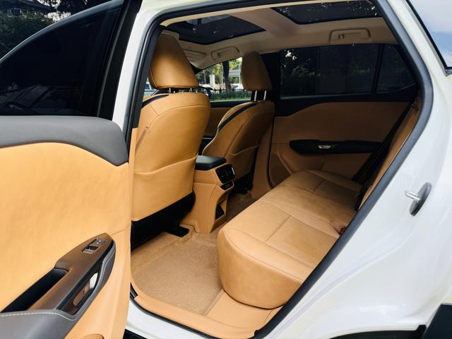 Pre-Owned Lexus RZ 2023 Model 450e DIRECT4 Premium Version