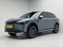 Certificated Pre-Owned ZEEKR 7X 2025 100kWh Long Range Four-Wheel Drive Intelligent Driving Version