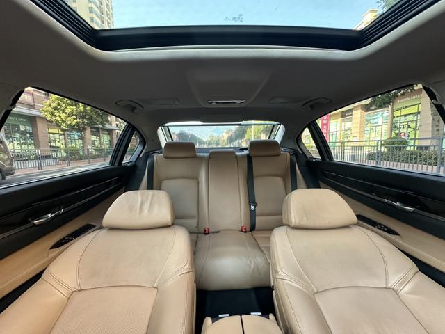 Certificated Pre-Owned BMW Series 7 2013 740Li Leading Model - u22322986