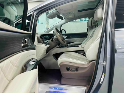 Certificated Pre-Owned Denza D9 DM 2022 Model 970 4WD Flagship Version