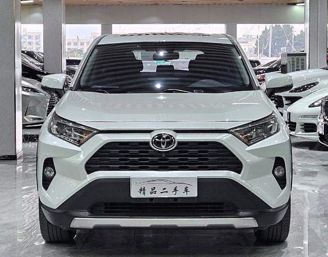 Certificated Pre-Owned RAV4 Rongfang 2021 2.0L CVT Two-Wheel Drive Fashion Plus Edition - u22292695
