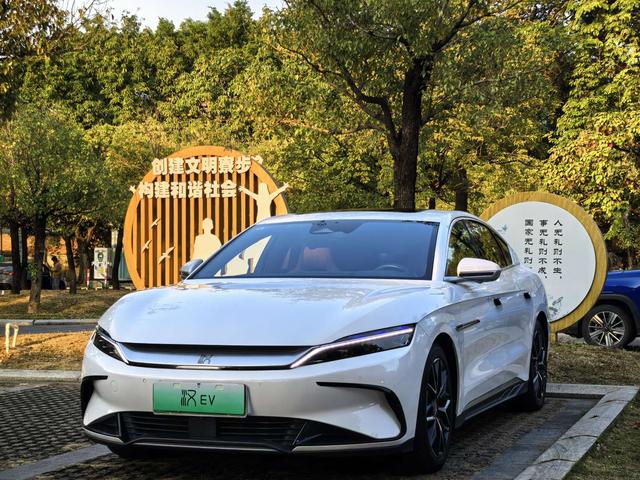 Certificated Pre-Owned BYD Han EV 2022 Creation Edition 610KM Four-Wheel Drive Premium Version