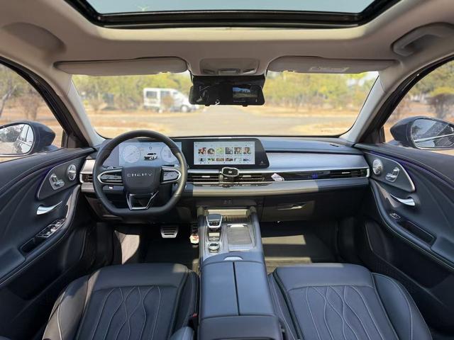 Certificated Pre-Owned Chery Arrizo 8 2024 High-Energy Edition 2.0T DCT Jin - u22402377