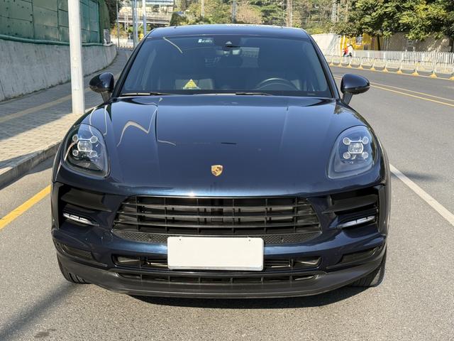 Certificated Pre-Owned 2018 Porsche Macan 2.0T - u22684978