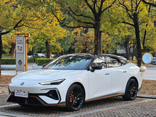 Certificated Pre-Owned Changan UNI-V 2025 Third Generation 2.0T Powerful Engine Version - u22416314