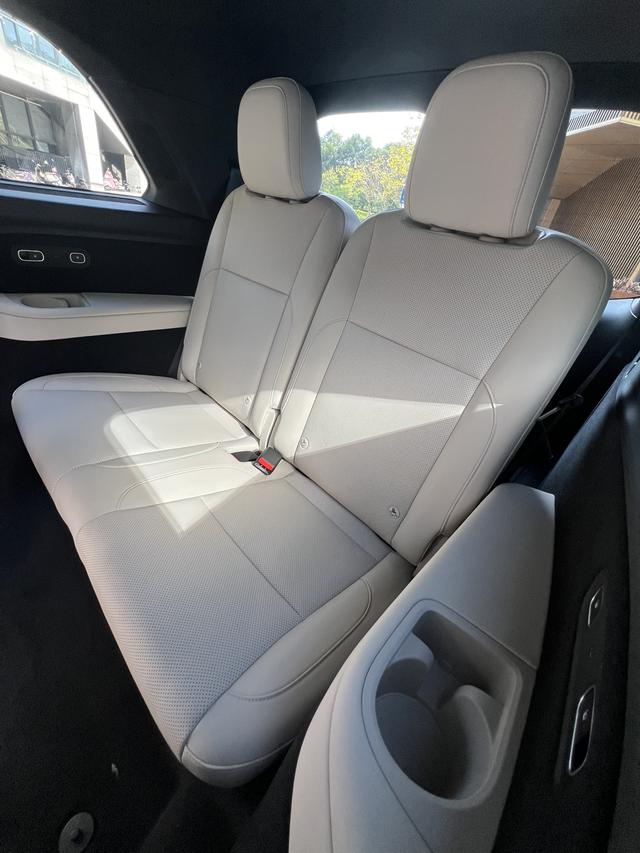 Certificated Pre-Owned Li Auto L9 2024 Ultra Edition -u22060354