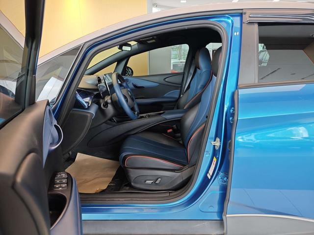 دولفين 2021 إصدار نايت مستعمل