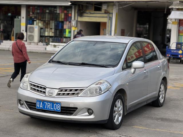 Certificated Pre-Owned Dongfeng Nissan Tiida 2008 1.6L Manual Fashion Edition - u22041111