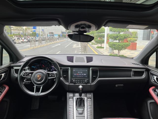 Certificated Pre-Owned Porsche Macan 2017 Macan 2.0T - u22765114