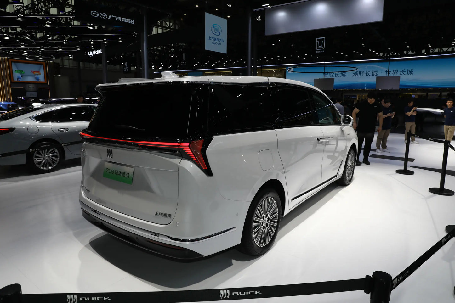 SAIC-GM Buick Buick GL8 - Híbrido PHEV