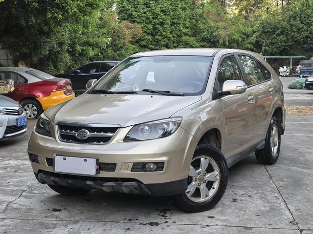 BYD S6 2014 2.0L Manuelle Luxe 5 places d'occasion certifiée - u22119686