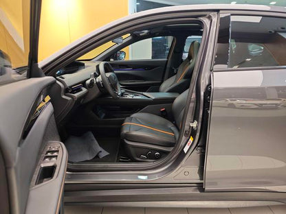 Certificated Used Changan UNI-V 2024 1.5T Zunxiang Type