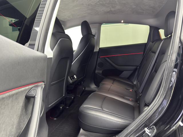 Pre-Owned Tesla Model Y 2022 Facelift Rear-Wheel Drive Version