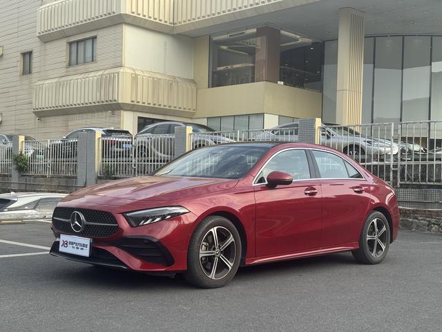 Certificated Pre-Owned Mercedes-Benz A-Class 2023 A 200 L Sport Sedan Fashion Edition - u22748975