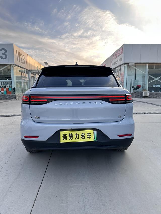 Pre-Owned Leapmotor C11 2023 Extended - Range 285 Comfort Edition