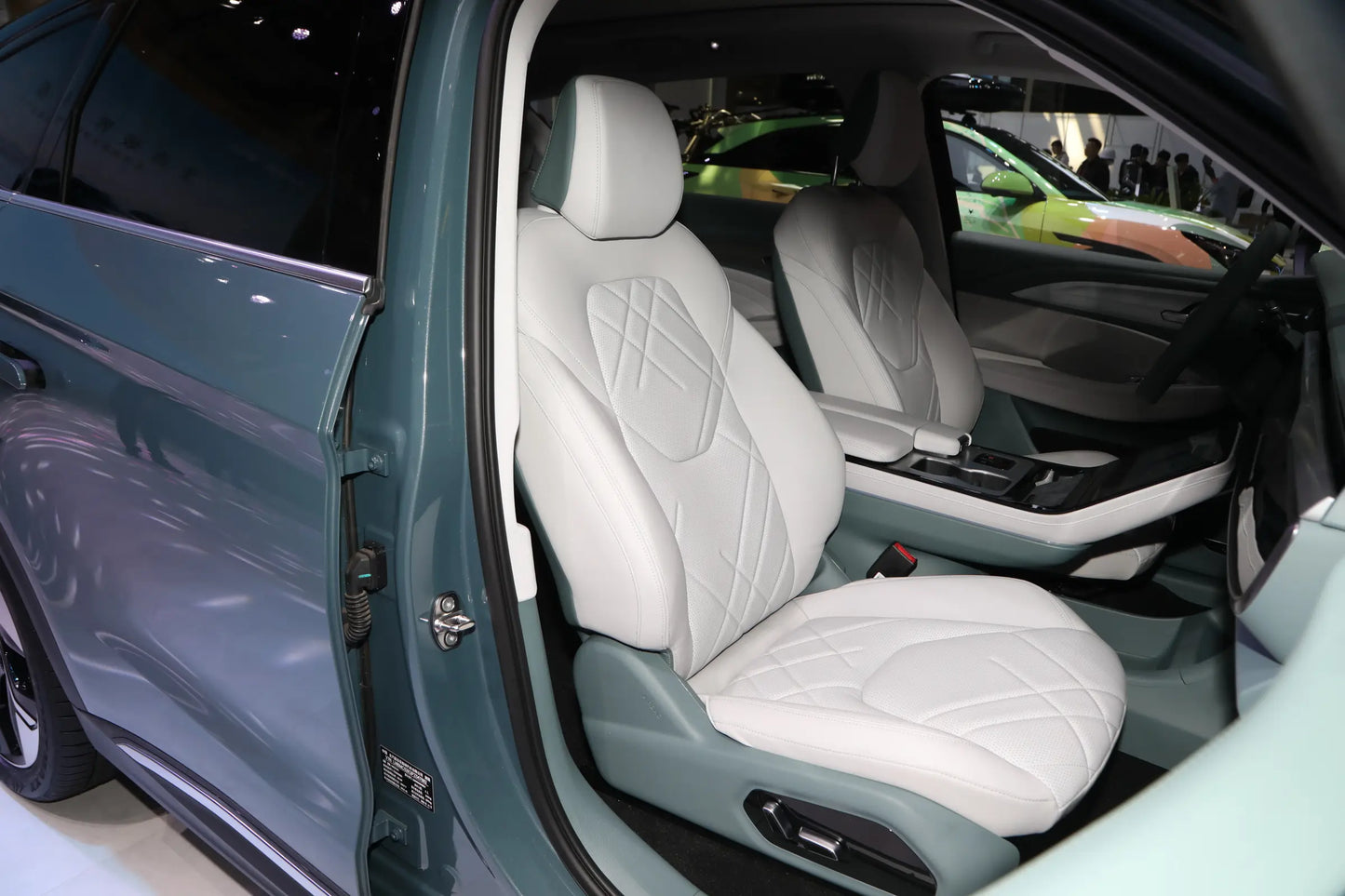 BAIC Arcfox Alfa T