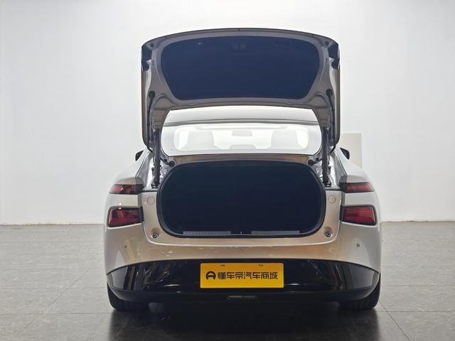 Certificated Pre-Owned XPENG P7 2023 P7i 702 Pro -u22517623