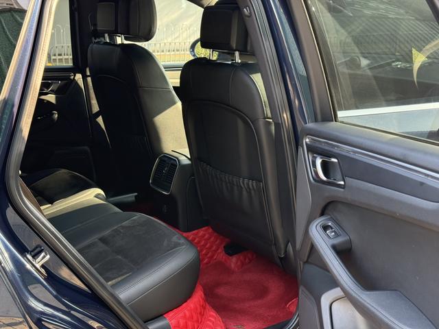 Certificated Pre-Owned 2018 Porsche Macan 2.0T - u22684978