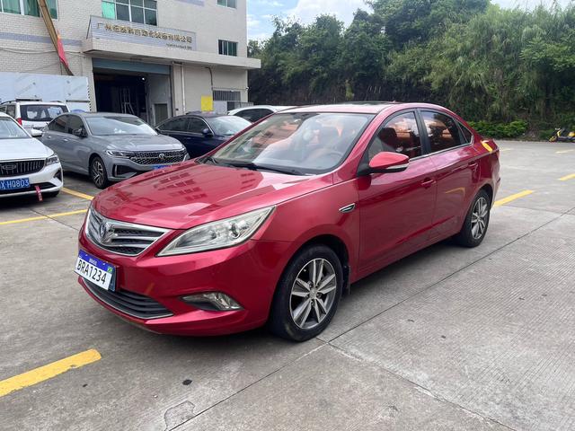 Certificated Pre-Owned Changan Eado 2015 1.6L Manual Luxury National V - u22161330