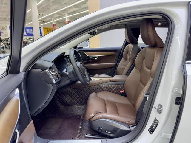 Certificated Used Volvo S90 2020 T5 Zhiyuan Luxury Version