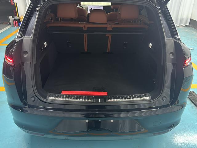 Certificated Pre-Owned Li Auto L7 2023 Pro Edition -u21915645