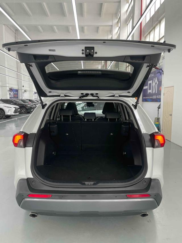 Certificated Pre-Owned RAV4 Rongfang 2021 2.0L CVT Four-wheel Drive Prestige Edition - u21485899