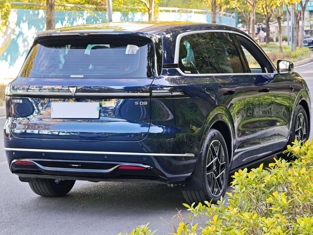 Pre - Owned Shenlan S09 2025 Rear - Wheel Drive Ultra+