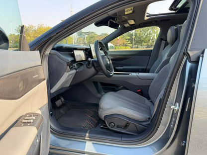 Certificated Pre-Owned Lynk & Co 07 EM-P 2024 126 Long Range Ultra -u22680351