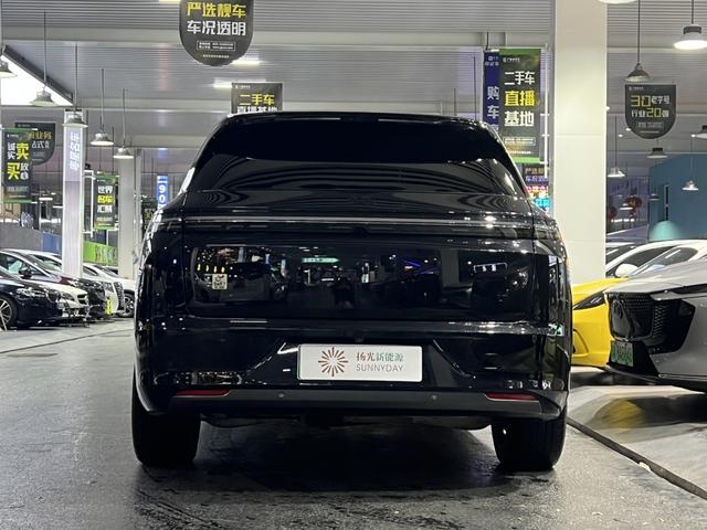 Certificated Pre-Owned Li Auto L7 2023 Pro Edition -u22708131