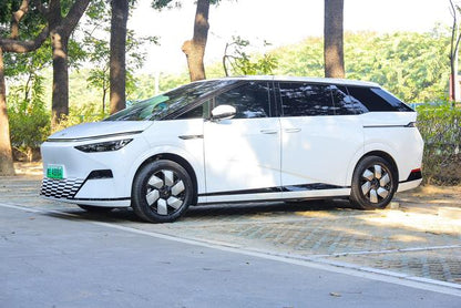 Certificated Pre-Owned XPENG X9 2024 702 Ultra Long Range Pro-u21928612