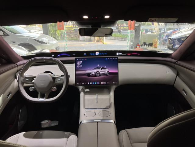 Pre-Owned Xiaomi YU7 2025 Ultra Long Range High Performance 4WD Max Version