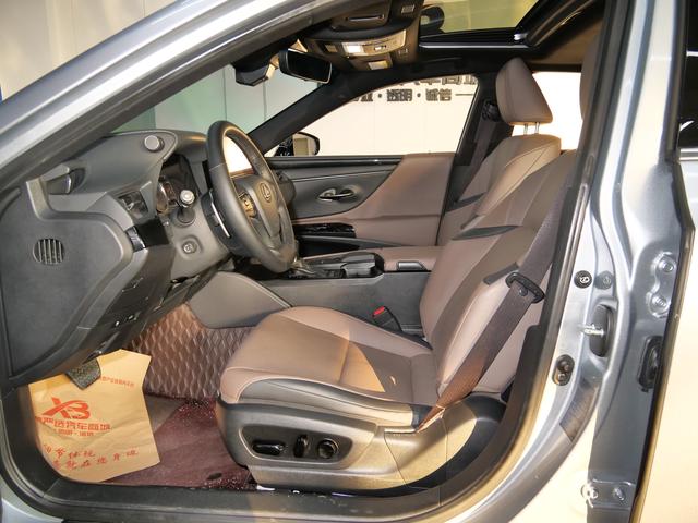 Certificated Pre-Owned Lexus ES 2021 Model 200 Premium Edition - u22697987