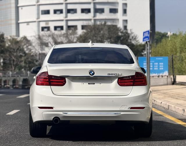 Certificated Pre-Owned BMW 3 Series 2013 Facelift 320Li Luxury Design Package - u22703442