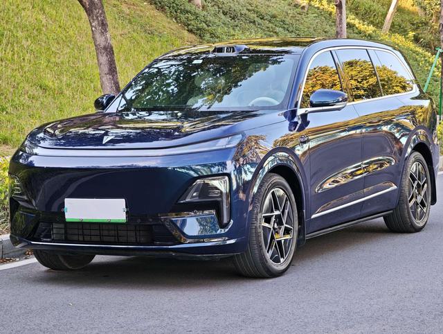 Certificated Pre-Owned Deepal S09 2025 Rear-Wheel Drive Ultra+ -u22102660