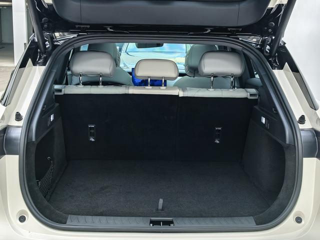 Pre-Owned Voyah Zhiyin 2024 Long Range Extended Edition