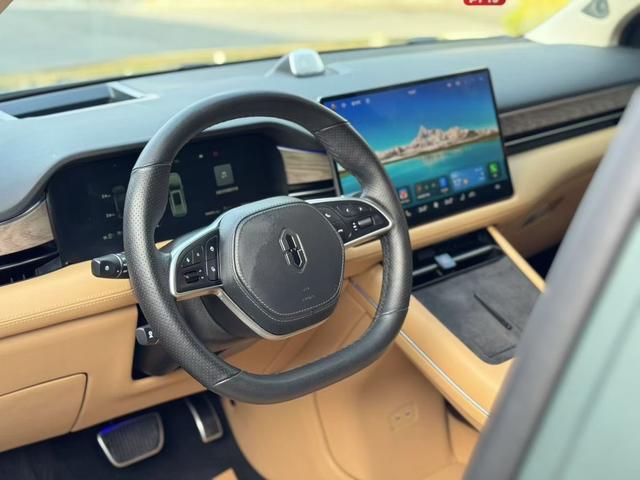 Pre-Owned AITO M7 2022 Two - Wheel Drive Comfort Edition