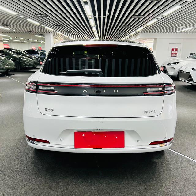 Certificated Pre-Owned Wenjie M5 2025 Extended Range Ultra Rear-Wheel Drive Version -u22418285