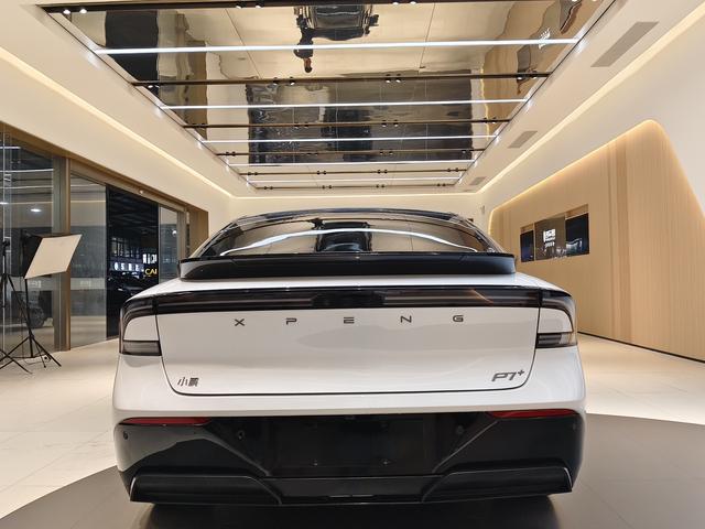 Certificated Pre-Owned XPENG P7+ 2024 Long Range Maxu21976268